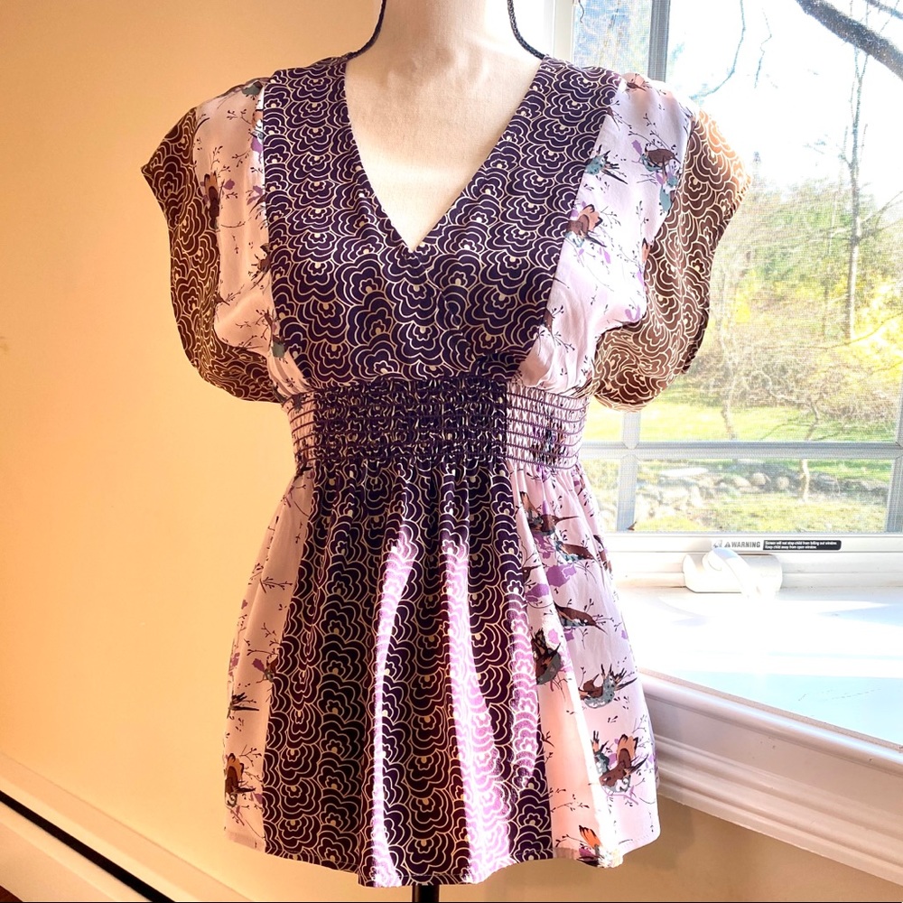 Gorgeous pattered silk blouse